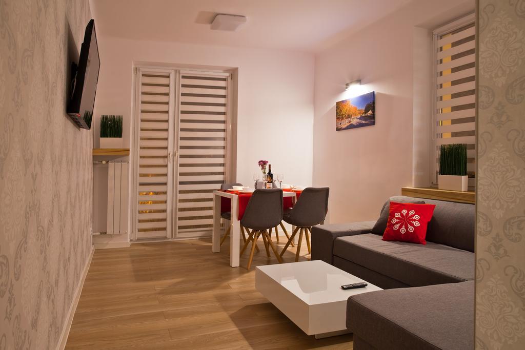 Apartament City Center Platinum Krynica Zdroj Bagian luar foto